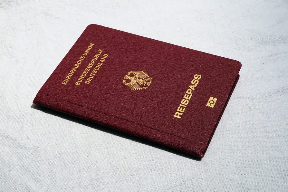 passport 1051697 960 720